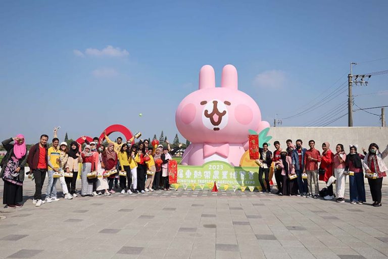 1120117-NPUST International Students Welcome the 2023 New Year with Trip to Pingtung Tropical Agricultural Expo_7