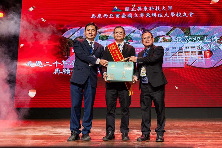 1120318-NPUST President Chin-Lung Chang in Malaysia for Alumni Association Anniversary, Exchange with UPM_9