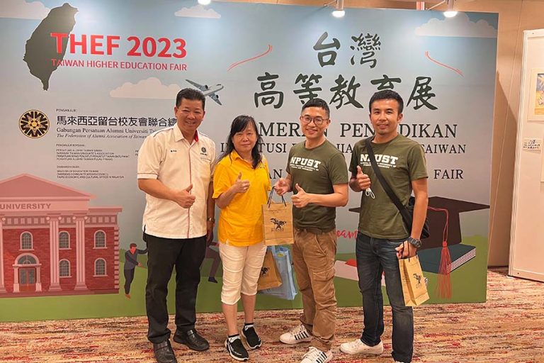 1120509-NPUST Alumnus Siew Tick Chai of Malaysia Selected for Overseas Community Affairs Council Award_6