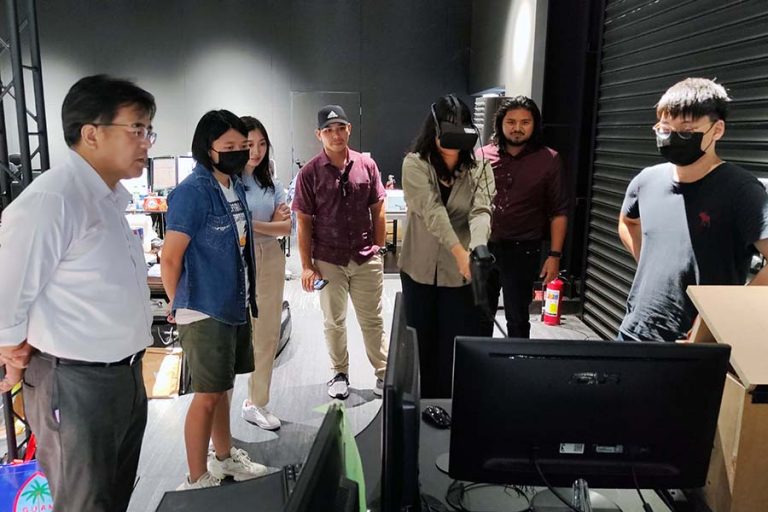 1120703 University of Guam Sends Group to NPUST for Practical Training on VR and Agriculture Technology