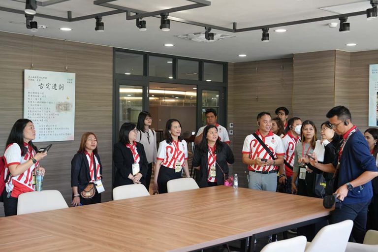 Songkhla Rajabhat University Delegation Comes for Journal Writing Workshop_14