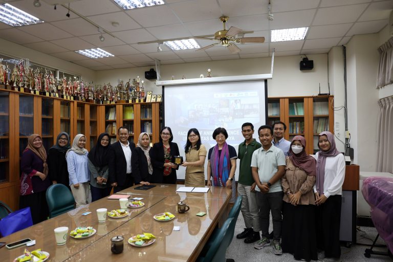 Faculty of Animal Science of Universitas Brawijaya Delegation Visits NPUST_5