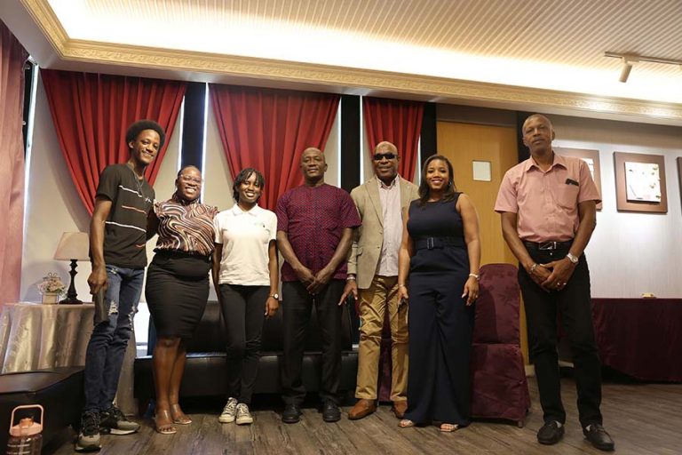 St. Lucia’s Minister of Agriculture Visits NPUST