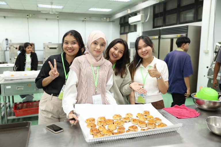 Students from Walailak University Visit NPUST for Four-Day Exchange_13