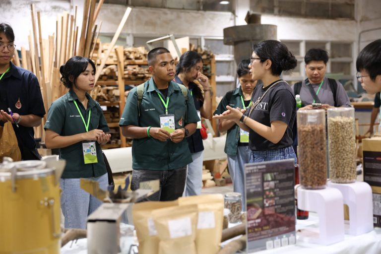 Students from Walailak University Visit NPUST for Four-Day Exchange_16