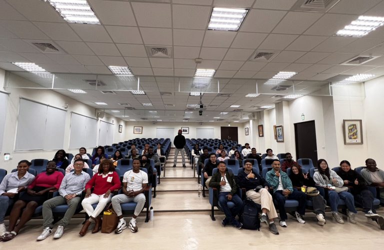 Saint Vincent Ambassador Andrea Bowman Provides Lecture on Gender Equality_6