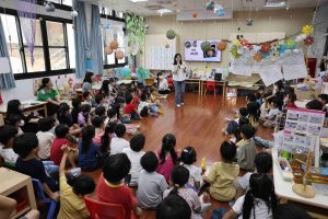 International Student Opens Up Young Learners to Vietnamese_2