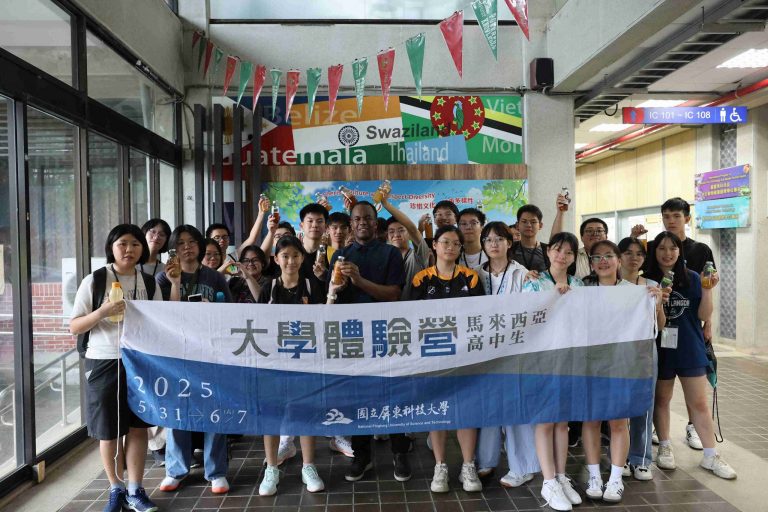 NPUST Hosts 2025 Malaysian High School Student University Experience Camp_3