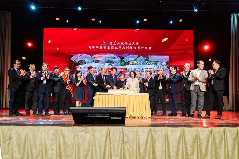張金龍校長赴馬國參加校友會21週年慶祝活動及姊妹校交流_3