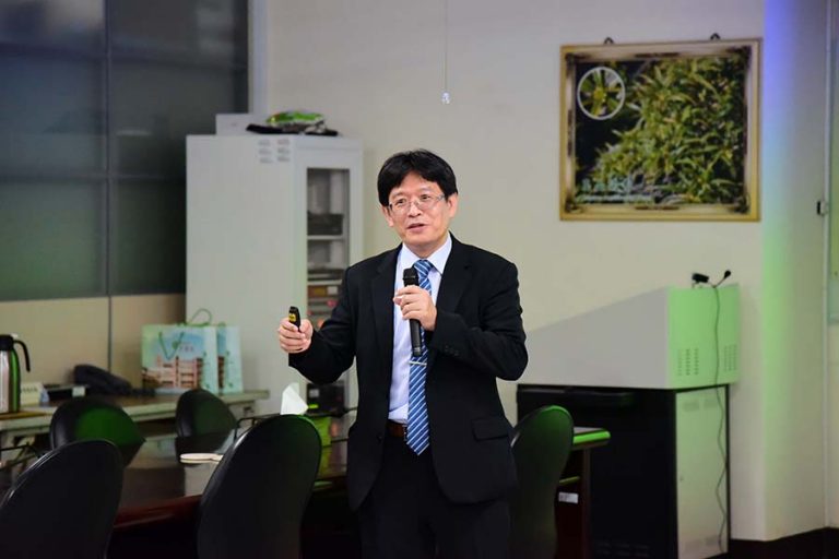 美國西維吉尼亞大學國際關係副校長蒞校參訪_6
