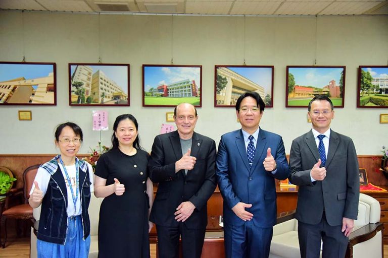 美國西維吉尼亞大學國際關係副校長蒞校參訪_1