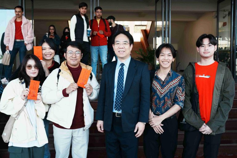 2025 蛇prise國際生團圓拜年暨春遊活動_12